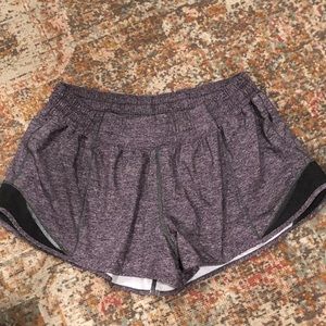 Lululemon Hotty Hot Short ll 2.5 inseam